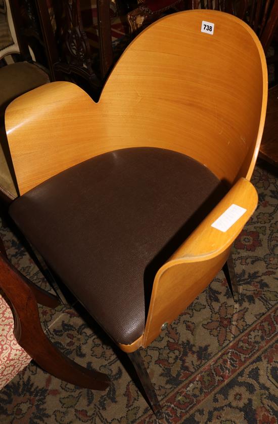 1970s J T International carver chair